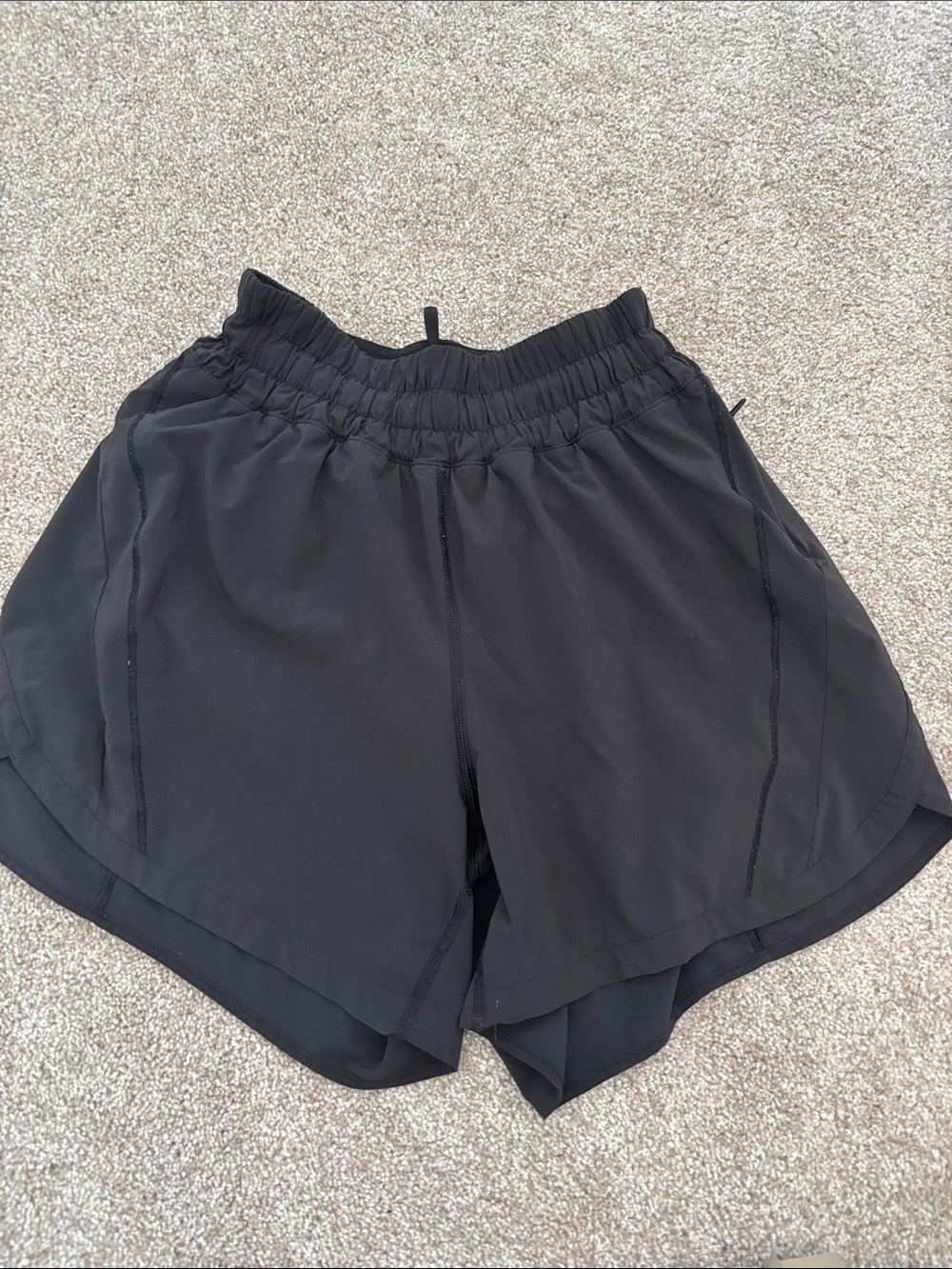 Lululemon High Rise Track That 5” lined shorts